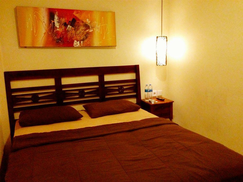 Bemo Corner Guest House Kuta Lombok Εξωτερικό φωτογραφία