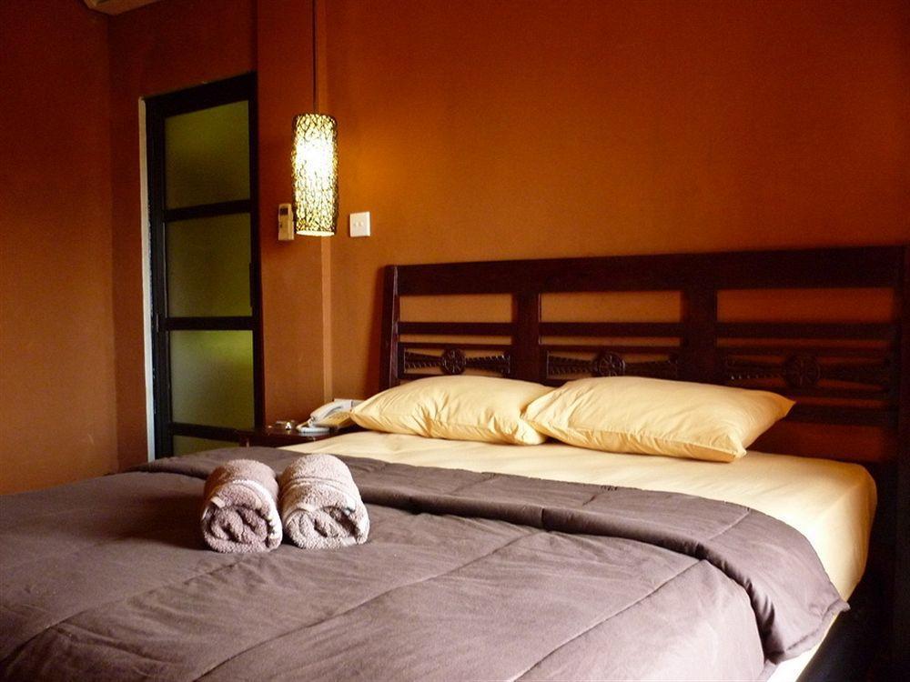 Bemo Corner Guest House Kuta Lombok Εξωτερικό φωτογραφία